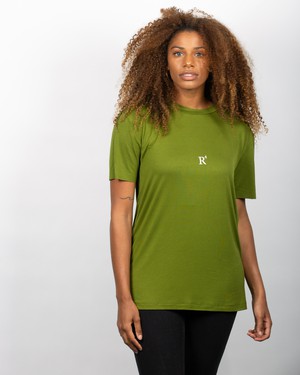 BAMBOO LIGHTWEIGHT T-SHIRT WITH BACK PRINT from R4 Clothing