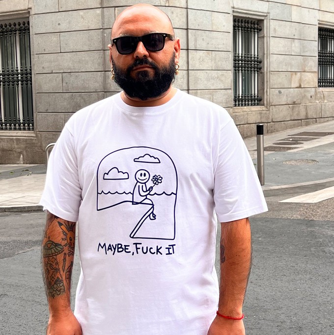 MAYBE T-SHIRT from RAIZ