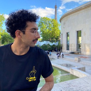 ON Y VA T-SHIRT from RAIZ