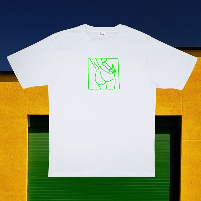 MIDDLE FINGER T-SHIRT from RAIZ