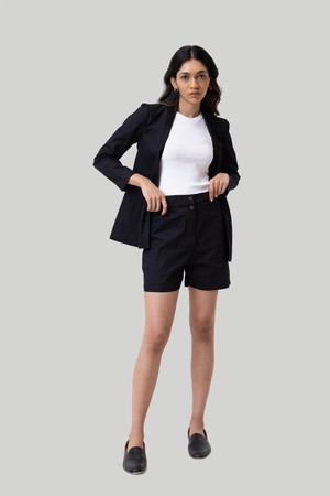Everyday Shorts in Black from Reistor