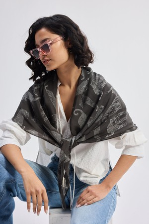 The Mara Scarf in Black from Reistor