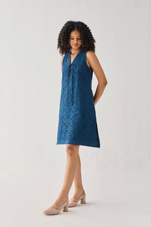 Sleeveless Knee-Length Dress in Blue from Reistor