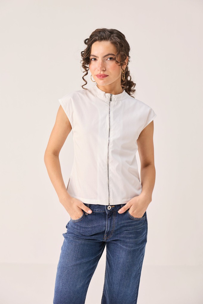 Front Zip Top in White from Reistor