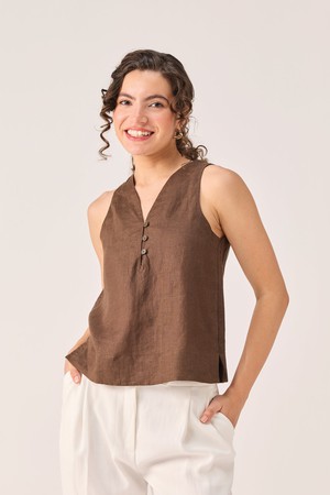 The Button Neck Top in Brown from Reistor