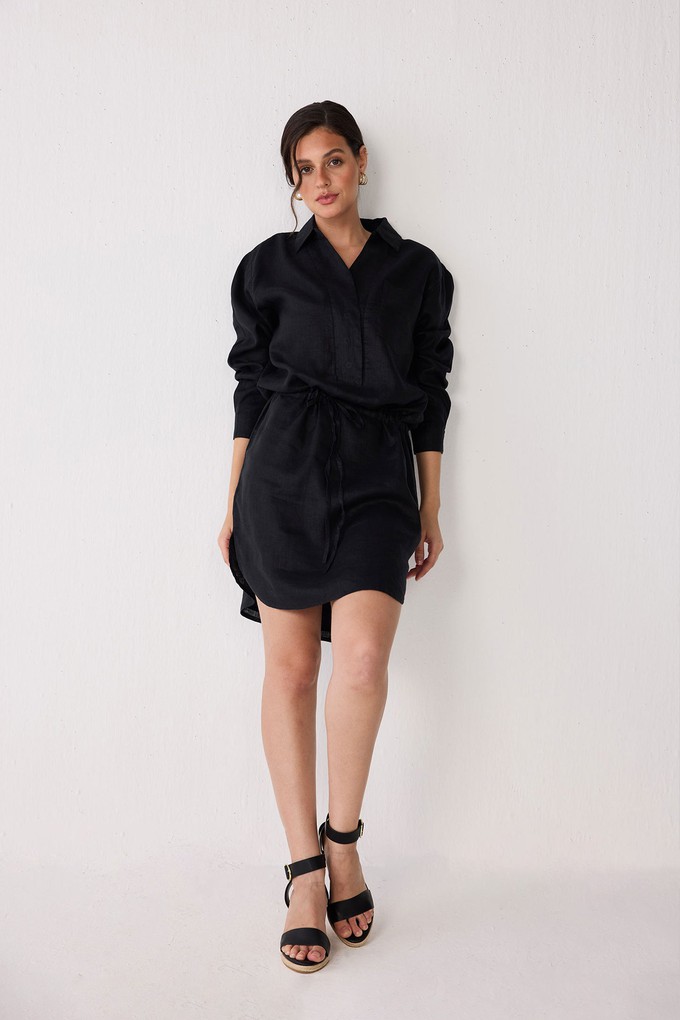 Meet me by the Cliff Dress in Black from Reistor