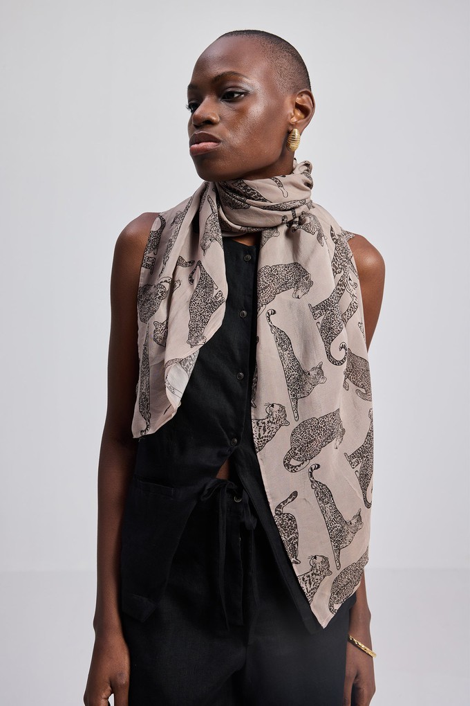 The Mara Scarf in Brown from Reistor