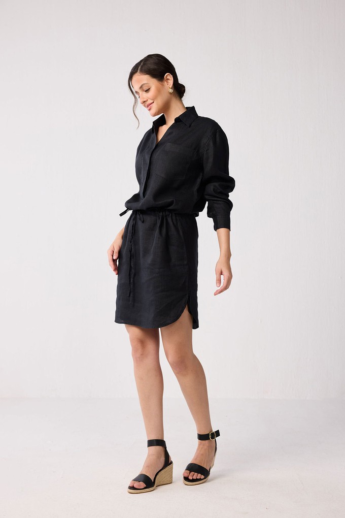Meet me by the Cliff Dress in Black from Reistor