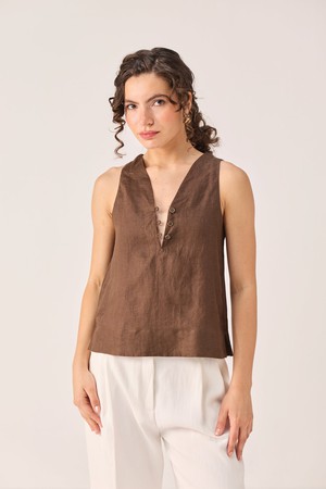 The Button Neck Top in Brown from Reistor