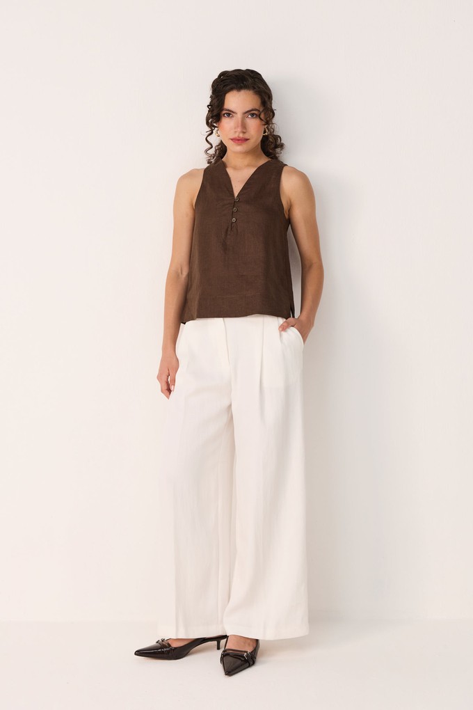 The Button Neck Top in Brown from Reistor