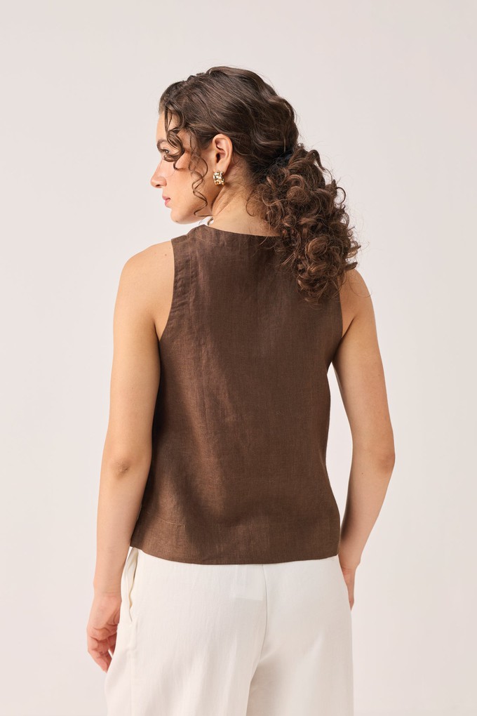 The Button Neck Top in Brown from Reistor