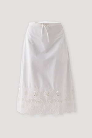 Embroidered Midi Skirt in White from Reistor