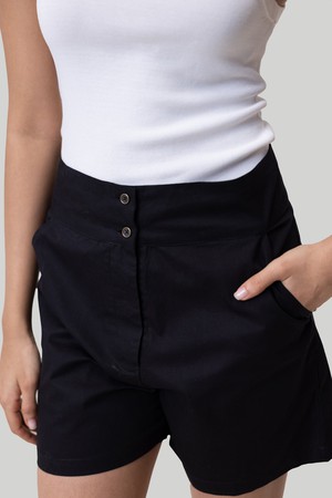 Everyday Shorts in Black from Reistor