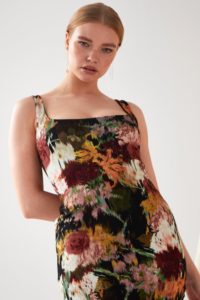 Sleeveless Floral Bodycon Dress from Sarvin