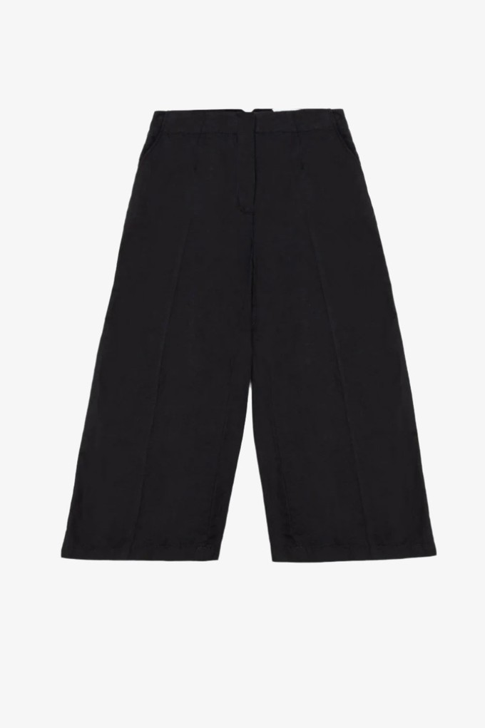 Amelia Wide Leg Culotte Trouser, Black Organic Cotton & Linen from Saywood. Amelia Wide Leg Culotte Trouser, Black Organic Cotton & Linen from Saywood.