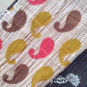 Sari placemats, handmade, set of 2, table mats, reversible from Shakti.ism