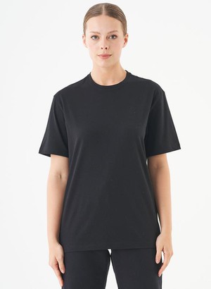 T-Shirt Tillo Zwart from Shop Like You Give a Damn