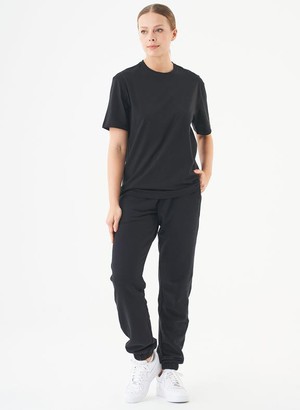 T-Shirt Tillo Zwart from Shop Like You Give a Damn