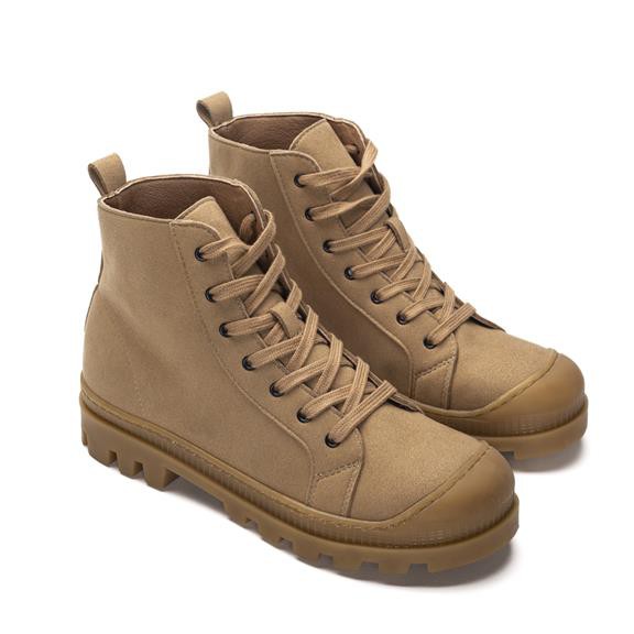 Noah Boots Camel Beige from Shop Like You Give a Damn