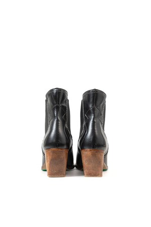 Chelsea Boots Duke Black from Shop Like You Give a Damn