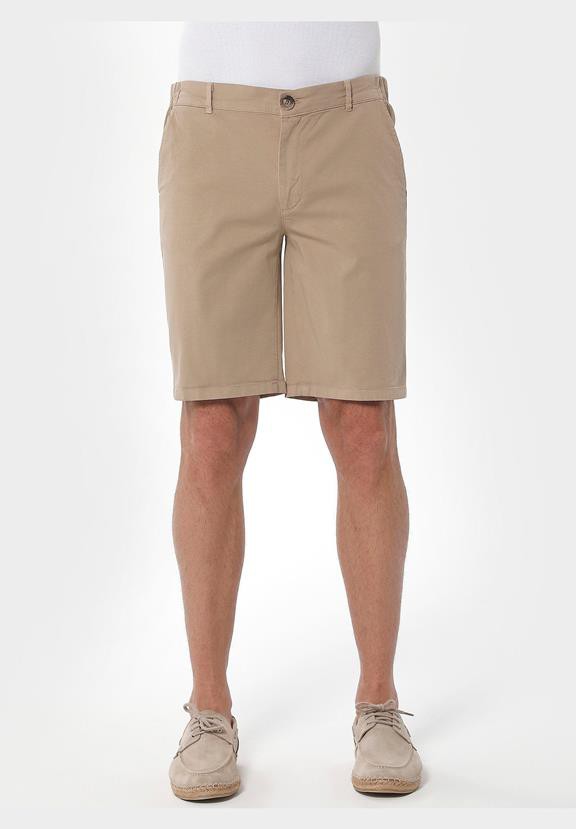 Beige chino shorts outlet
