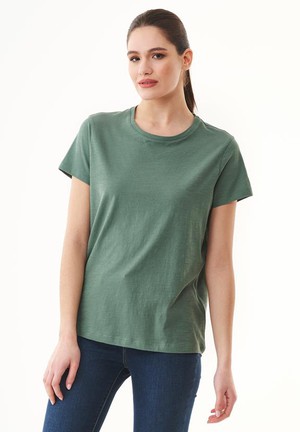 T-Shirt Basic Green Tea from Shop Like You Give a Damn