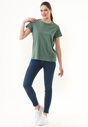 T-Shirt Basic Green Tea from Shop Like You Give a Damn