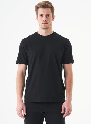 T-Shirt Tillo Zwart from Shop Like You Give a Damn