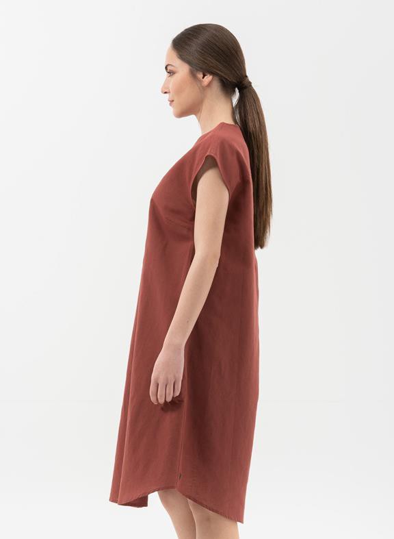 knee length dresses for ladies Cece Velvet Midi Dress in Black – GWD main image 1