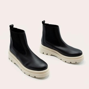 Chelsea Boots Noa Black from Shop Like You Give a Damn