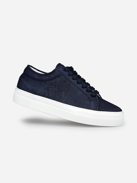 Sneakers Marinha Blue Essential from Shop Like You Give a Damn