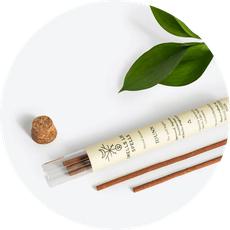 Natural Incense Idunn 5pcs (€1.50/1 piece) - 3 Hours Burn Time from Skin Matter