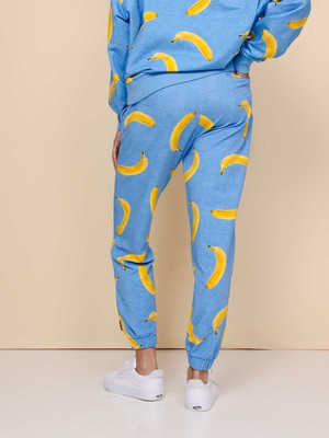 Banana Blue Sweater and Pants set Unisex from SNURK