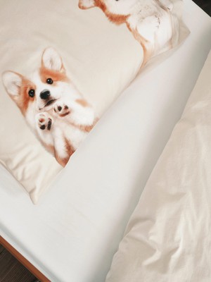 Corgi Friends pillowcase from SNURK