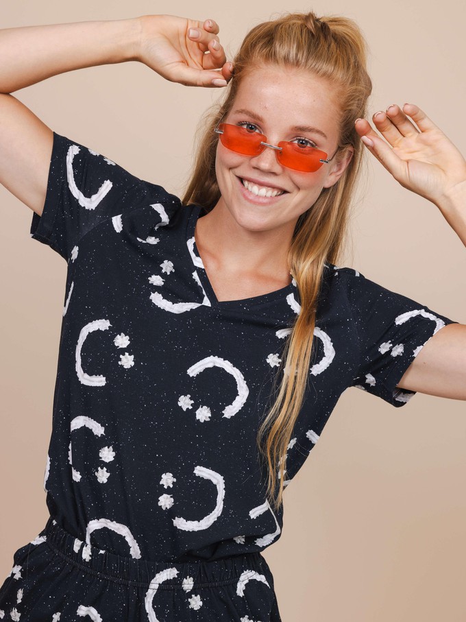 Smiles Black V-neck T-shirt Women from SNURK