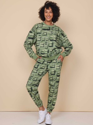 In The Pocket Sweater and Pants set Unisex from SNURK