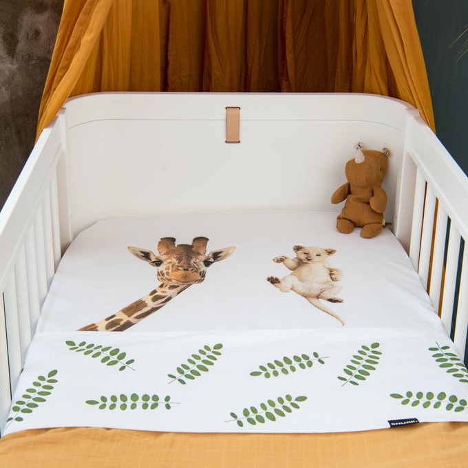 Wild Friends Baby Bed sheet from SNURK