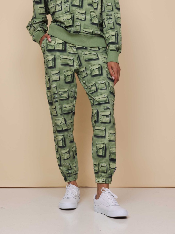 In The Pocket Sweater and Pants set Unisex from SNURK