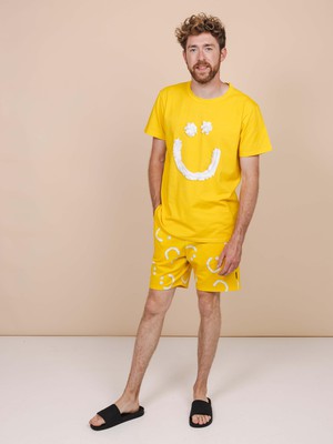 Smiles Yellow T-shirt Unisex from SNURK