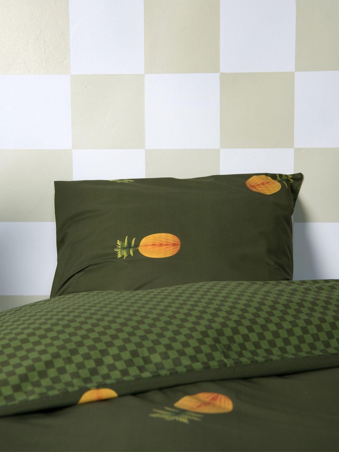 Pineapples pillowcase from SNURK
