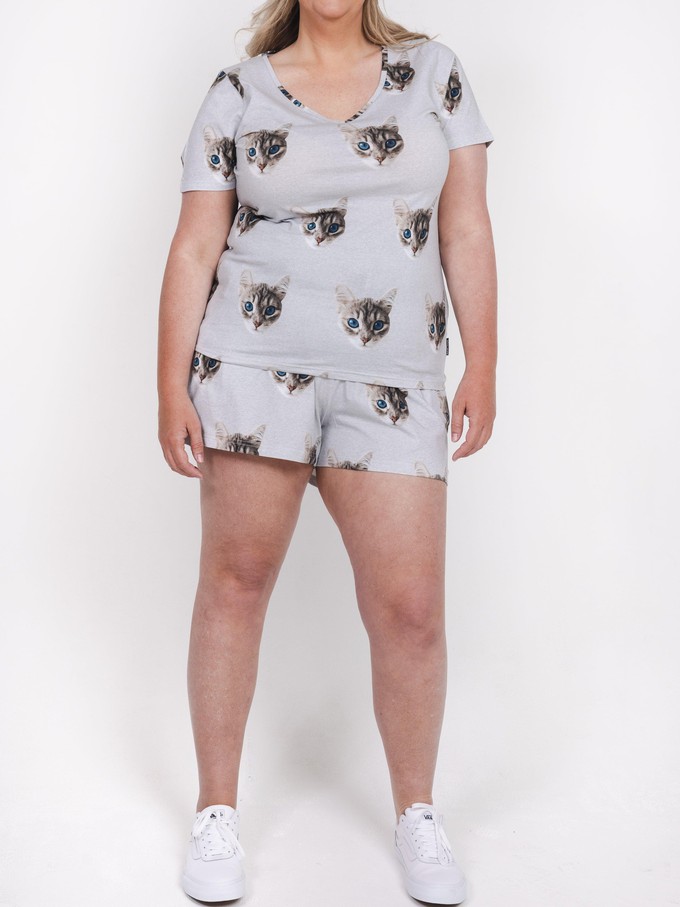Ollie Cat T-shirt v-neck Women from SNURK