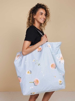 Hopeless Romantic Shopper Xtra Large from SNURK