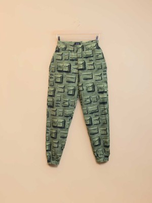 In The Pocket Sweater and Pants set Unisex from SNURK