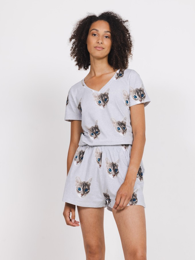 Ollie Cat T-shirt v-neck Women from SNURK