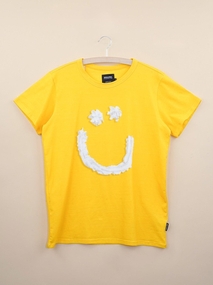 Smiles Yellow T-shirt Unisex from SNURK