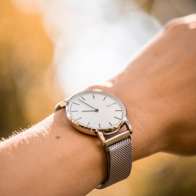 Solar wrist watch clearance