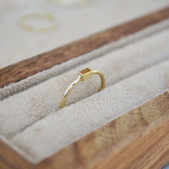 Citrine baguette Ring - Gold 14k from Solitude the Label