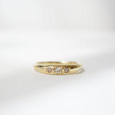 Diamond June ring - Gold 14k & Diamonds via Solitude the Label