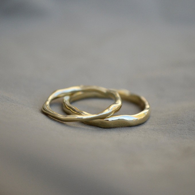 Organic wedding band middle - Gold 14k from Solitude the Label