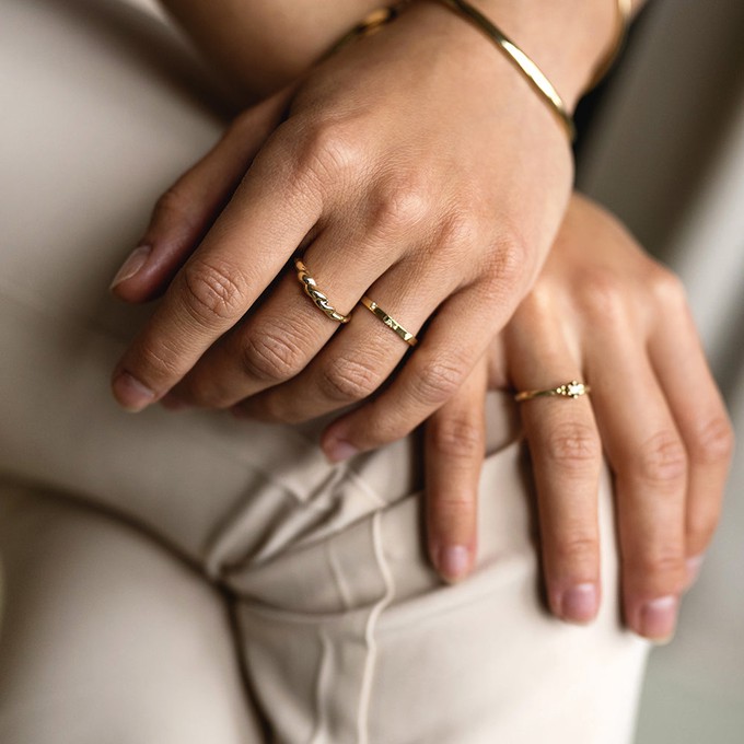 Triangle diamond ring - Gold 14k & Diamonds from Solitude the Label